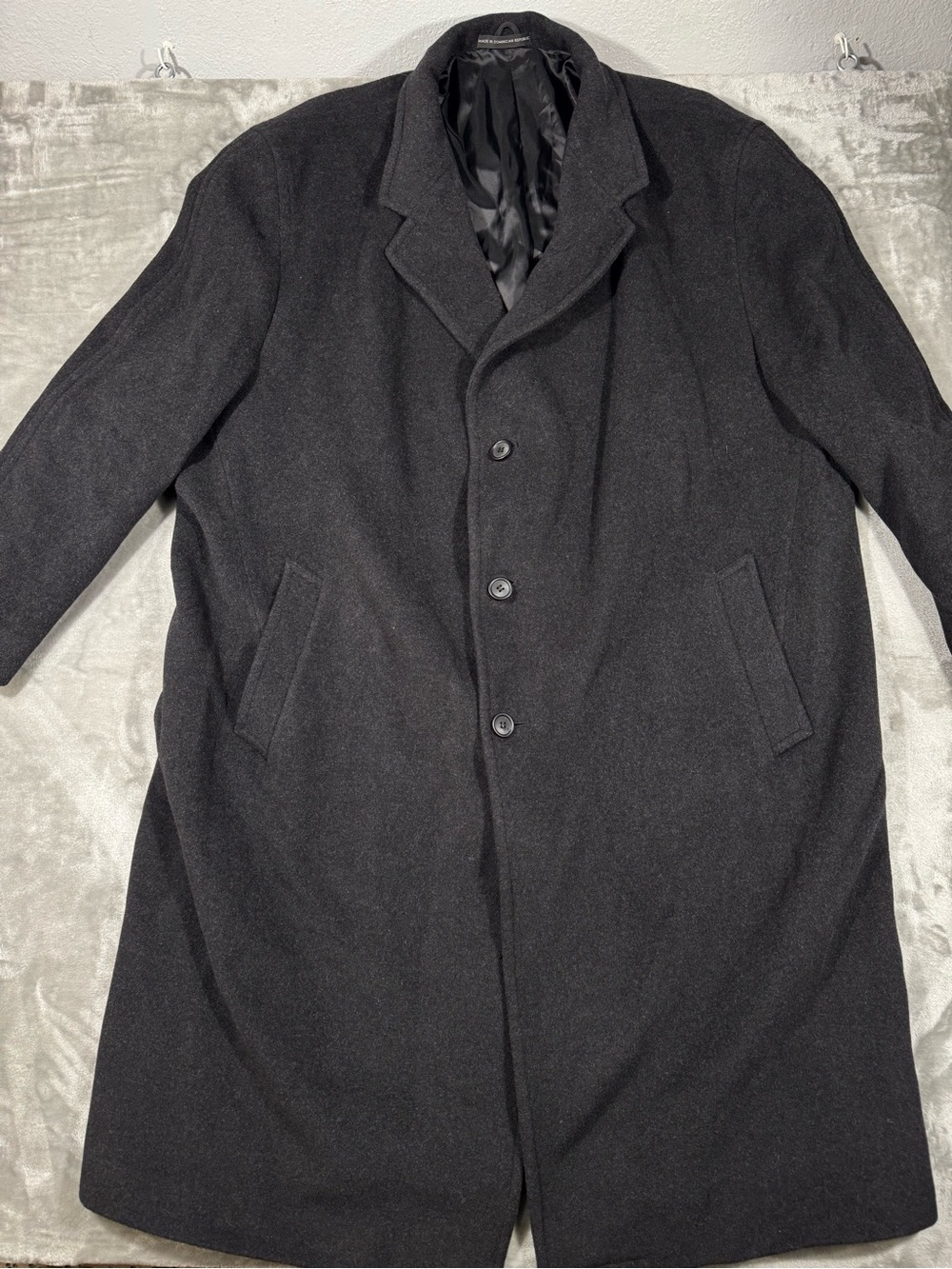 Bill Blass Mens Black Overcoat Single Breasted Coat 54R